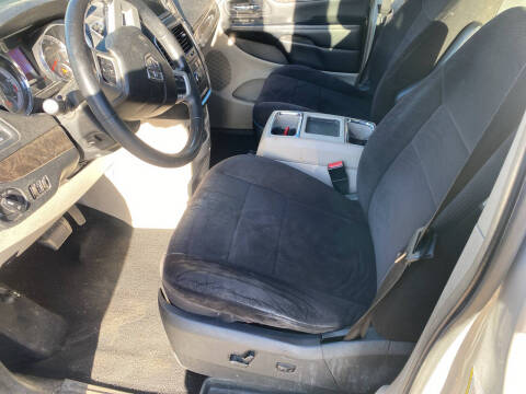2011 Dodge Grand Caravan Crew