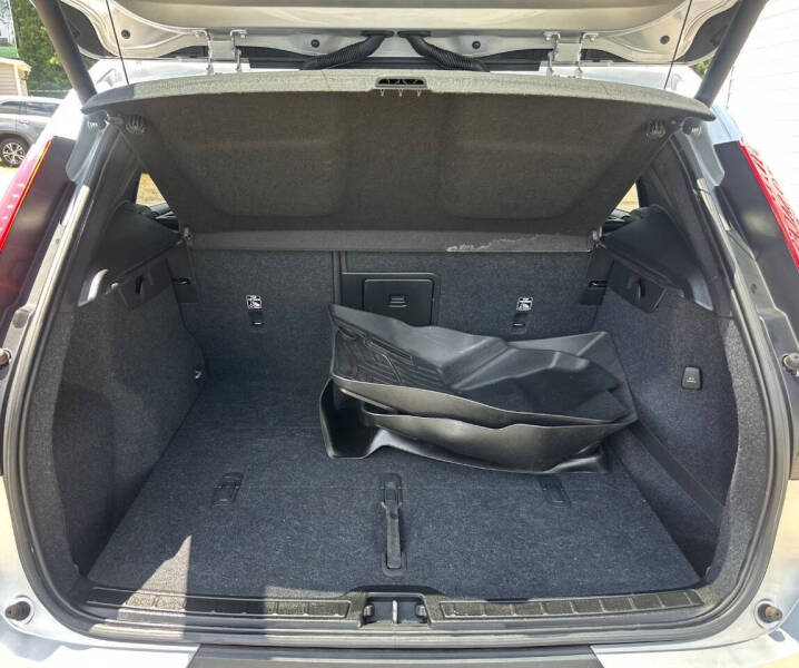 2019 Volvo XC40 T5 Momentum