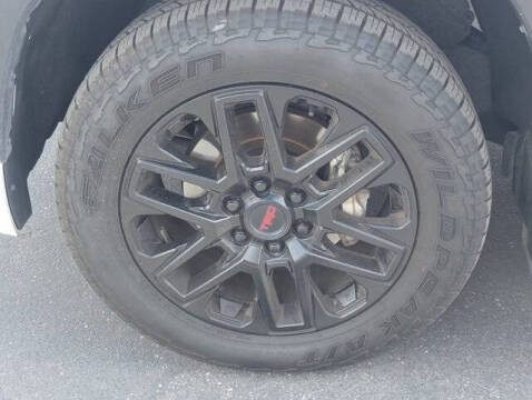 2023 Toyota Sequoia SR5