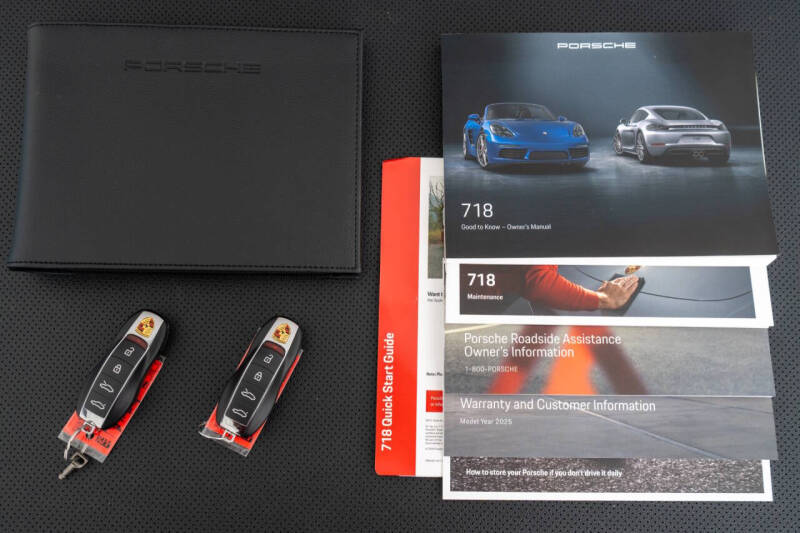 2025 Porsche 718 Boxster