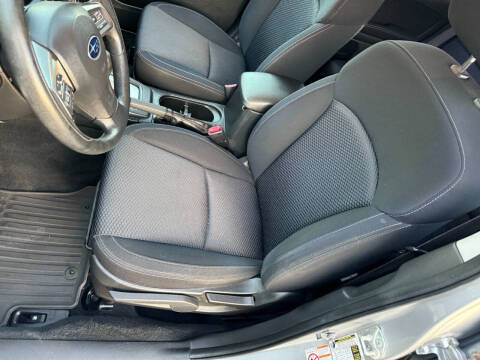 2015 Subaru Forester 2.5i