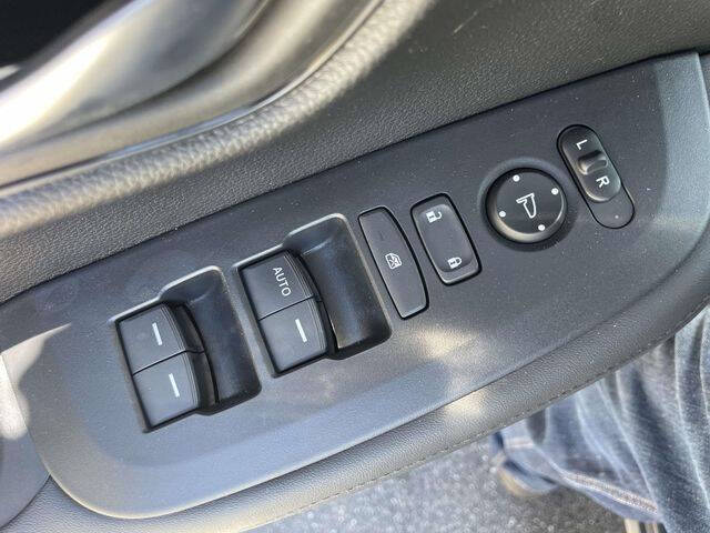 2025 Honda HR-V LX