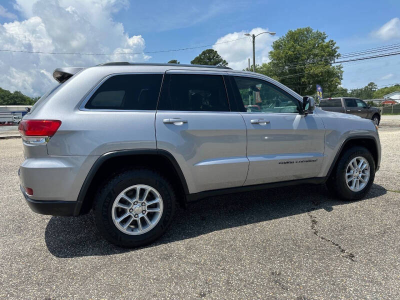 2019 Jeep Grand Cherokee Laredo
