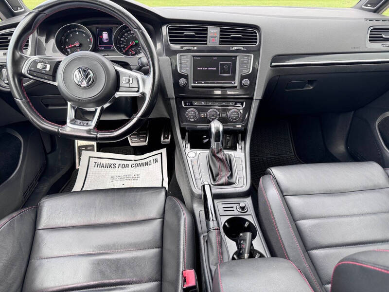 2017 Volkswagen Golf GTI Autobahn