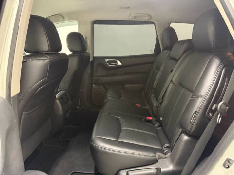 2018 Nissan Pathfinder SL