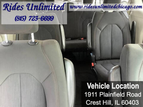 2017 Chrysler Pacifica Touring-L