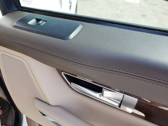 2013 Land Rover Range Rover Sport HSE LUX