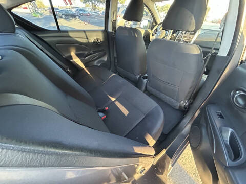 2012 Nissan Versa 1.6 S