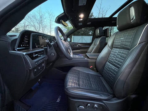 2023 Cadillac Escalade ESV Sport Platinum