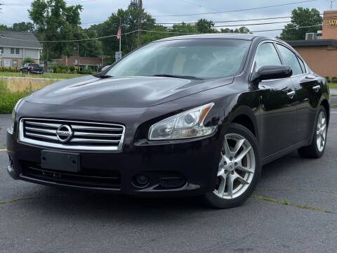 2014 Nissan Maxima for sale at MAGIC AUTO SALES in Little Ferry NJ