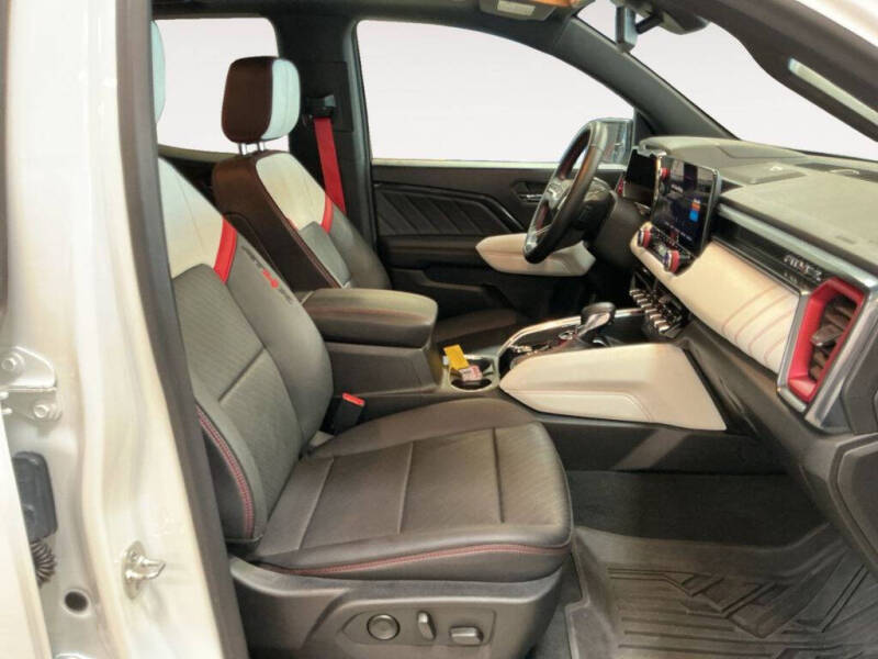 2024 GMC Canyon AT4X