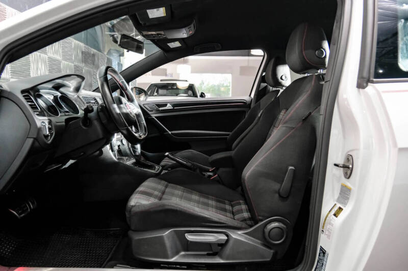 2015 Volkswagen Golf GTI