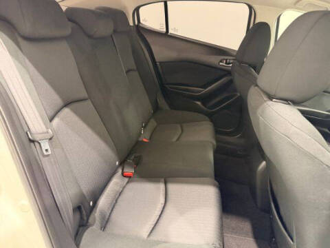 2015 Mazda MAZDA3 i SV