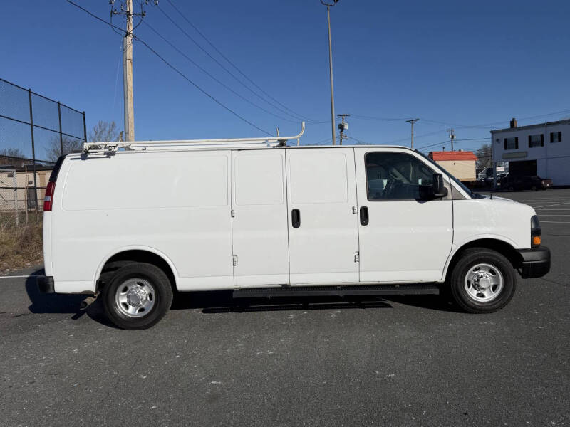 2019 Chevrolet Express 2500