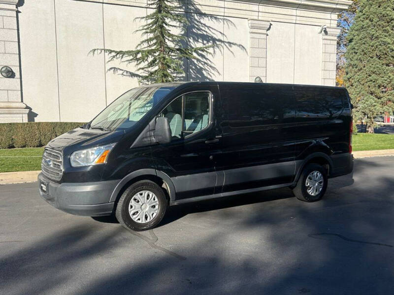2017 Ford Transit 150