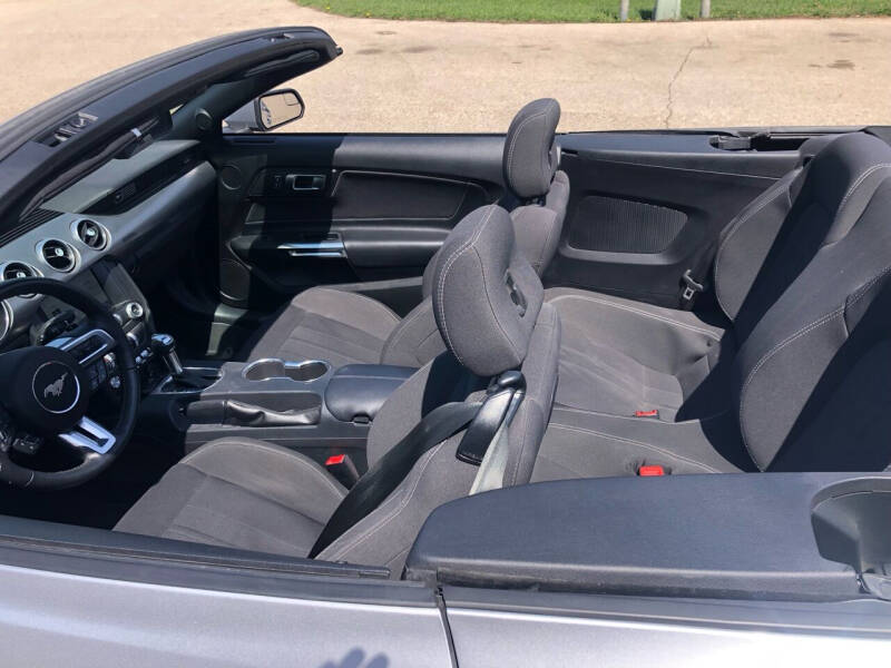 2020 Ford Mustang EcoBoost Premium