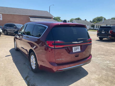 2023 Chrysler Pacifica Touring L
