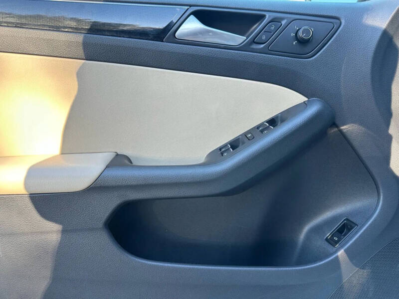 2016 Volkswagen Jetta