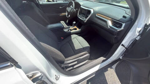 2018 GMC Acadia SLE-1