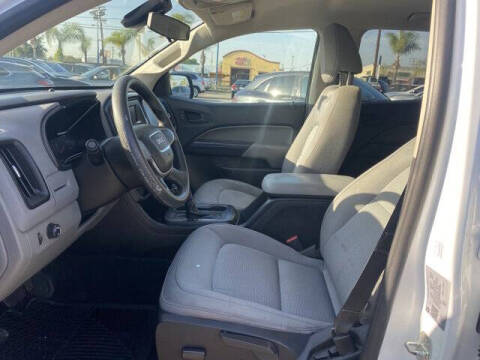 2021 GMC Canyon Elevation Standard