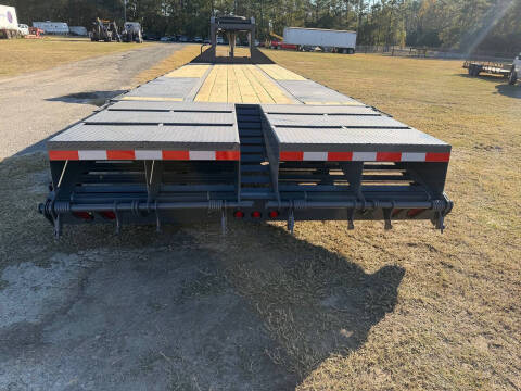 2026 Triple Crown Trailer GN22-30DT