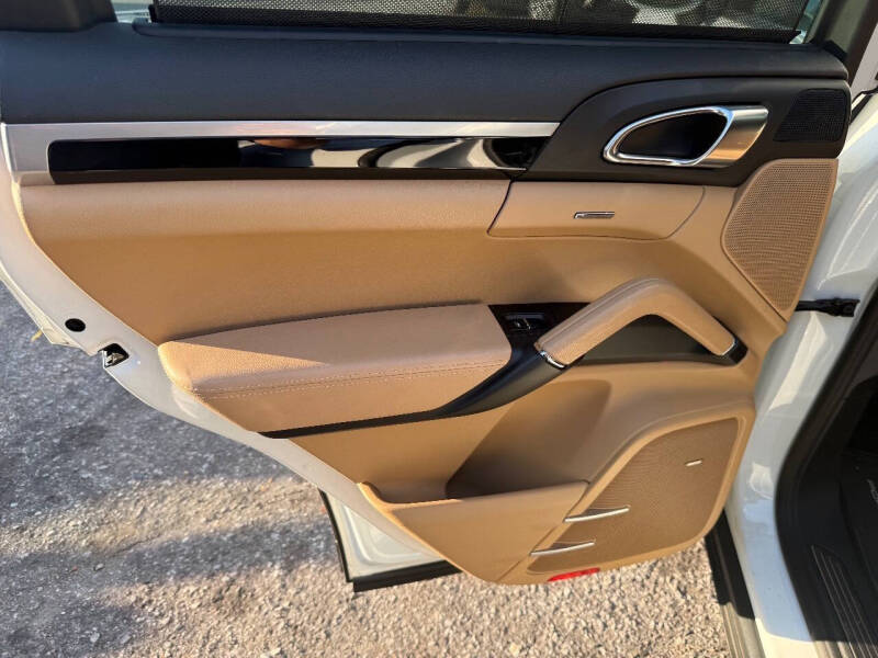 2016 Porsche Cayenne