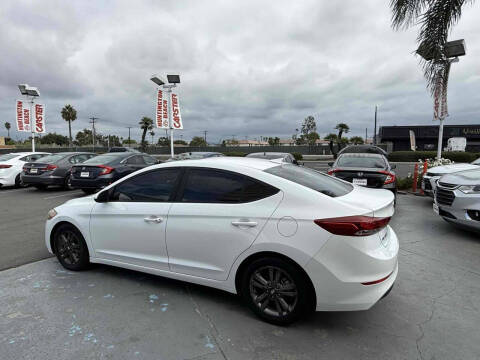 2018 Hyundai Elantra