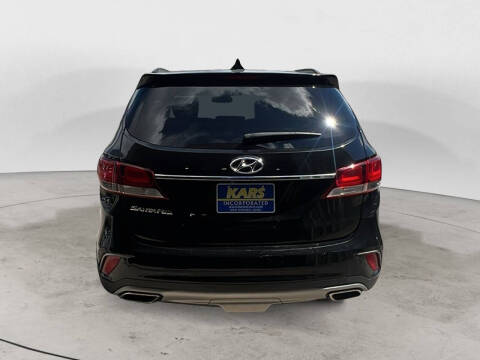 2017 Hyundai Santa Fe SE