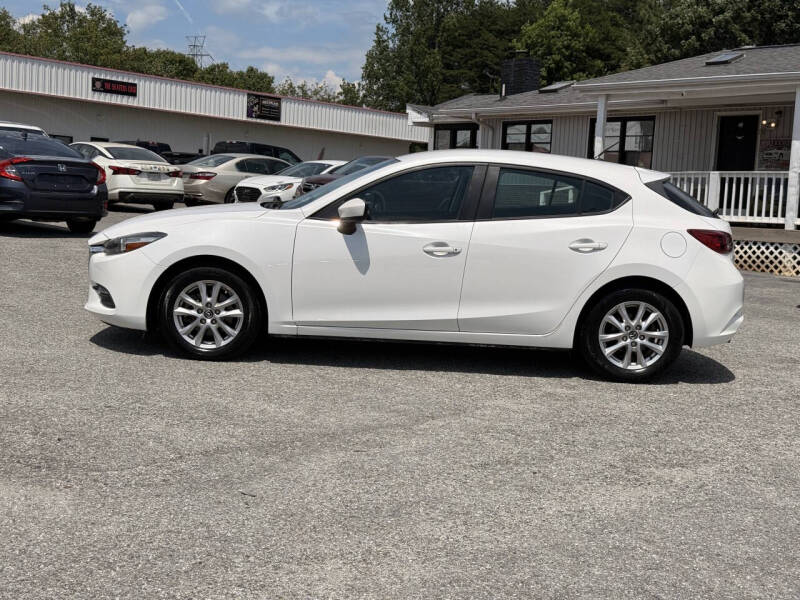 2018 Mazda MAZDA3 Sport