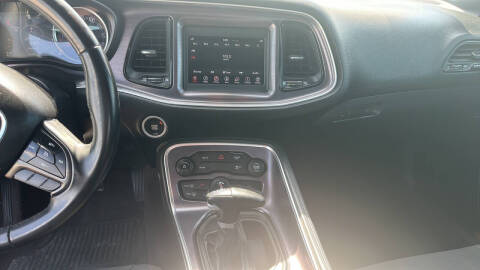 2018 Dodge Challenger SXT