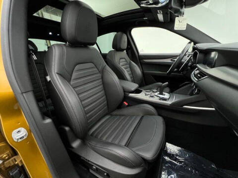2022 Alfa Romeo Stelvio Veloce