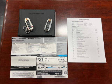 2024 Porsche 718 Cayman GTS 4.0