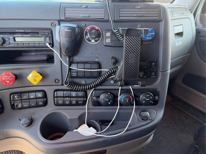 2019 Freightliner Cascadia