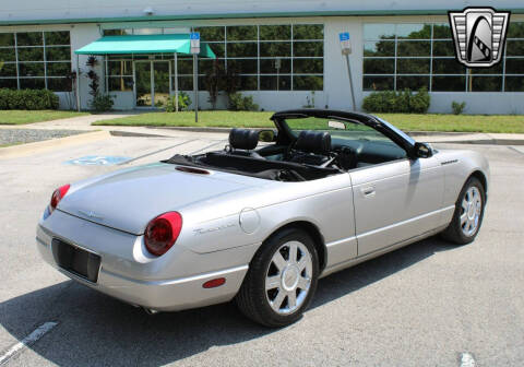 2004 Ford Thunderbird Deluxe