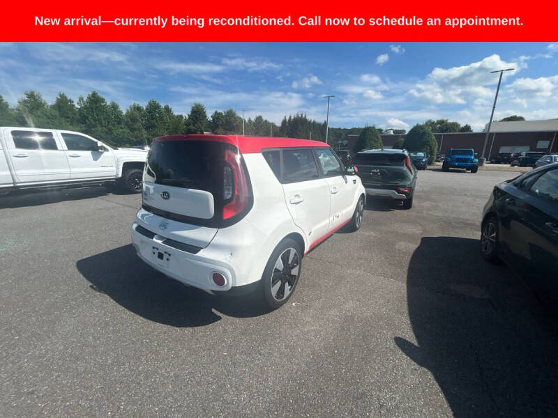 2017 Kia Soul +