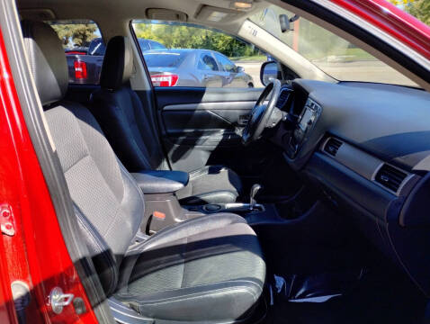 2015 Mitsubishi Outlander SE