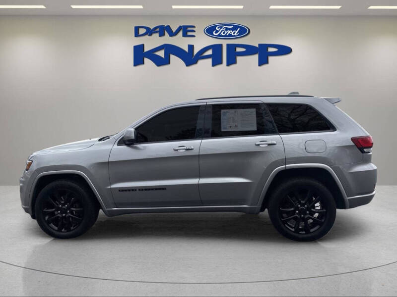 2019 Jeep Grand Cherokee Laredo