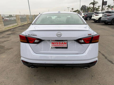 2025 Nissan Altima 2.5 SR