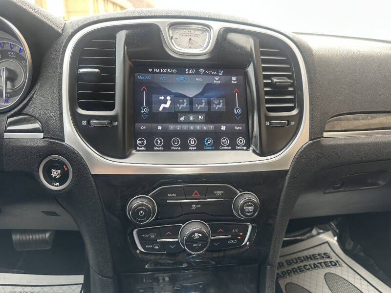 2019 Chrysler 300 Limited