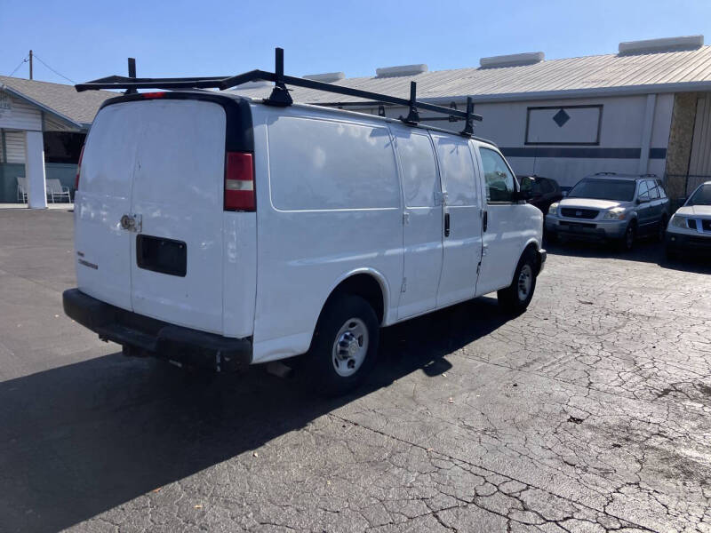 2010 Chevrolet Express 2500