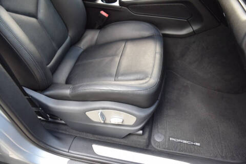 2016 Porsche Macan S