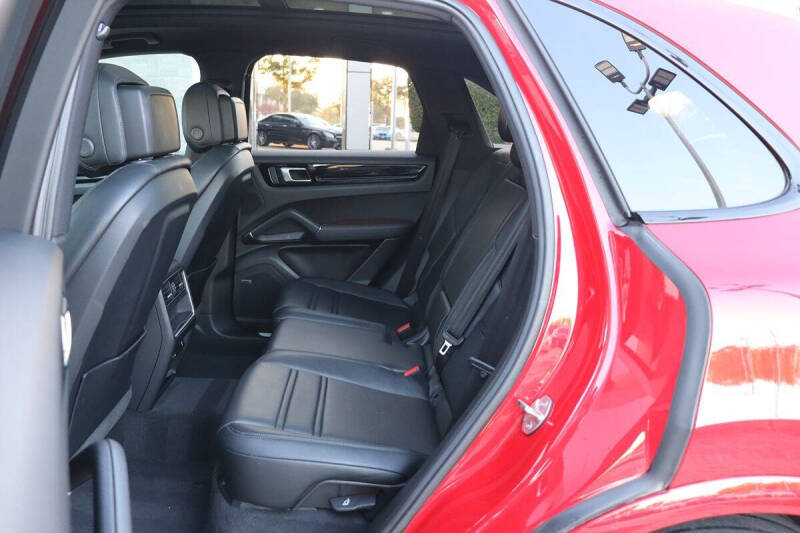 2023 Porsche Cayenne
