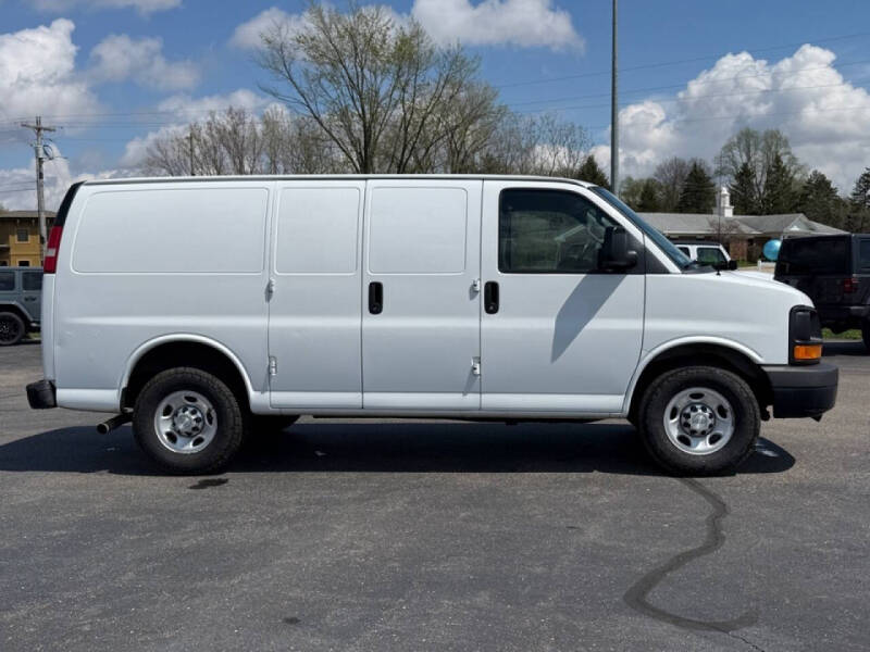 2016 Chevrolet Express 2500