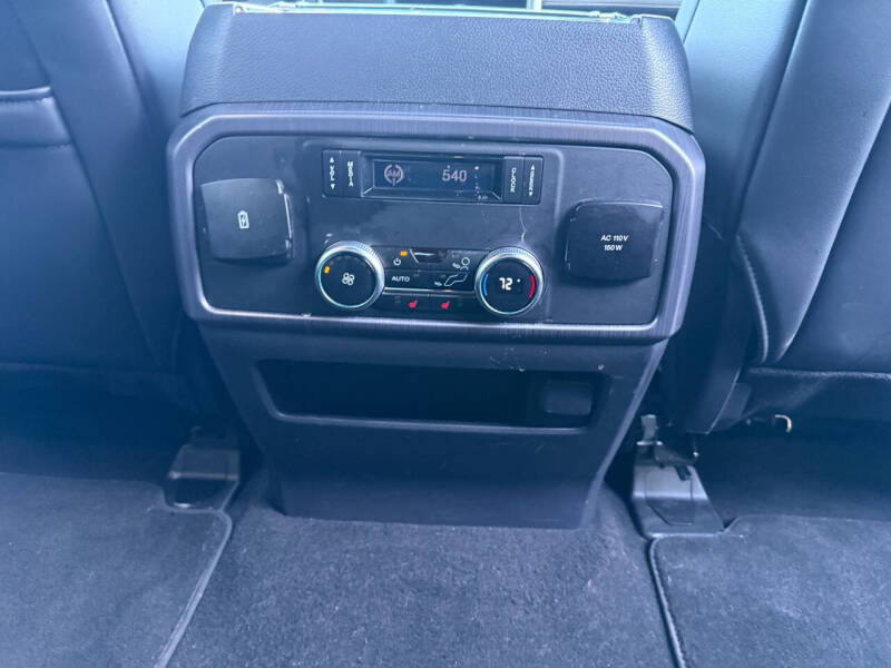 2023 Ford Expedition MAX Platinum