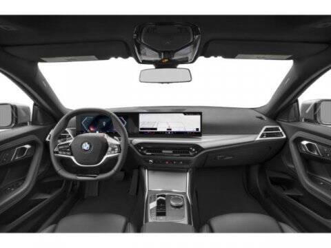 2025 BMW 2 Series 230i xDrive