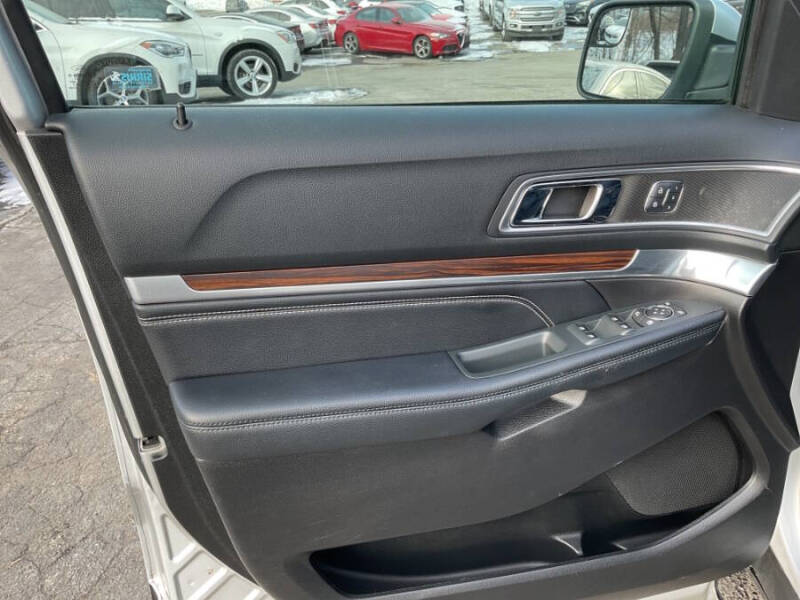 2017 Ford Explorer Limited
