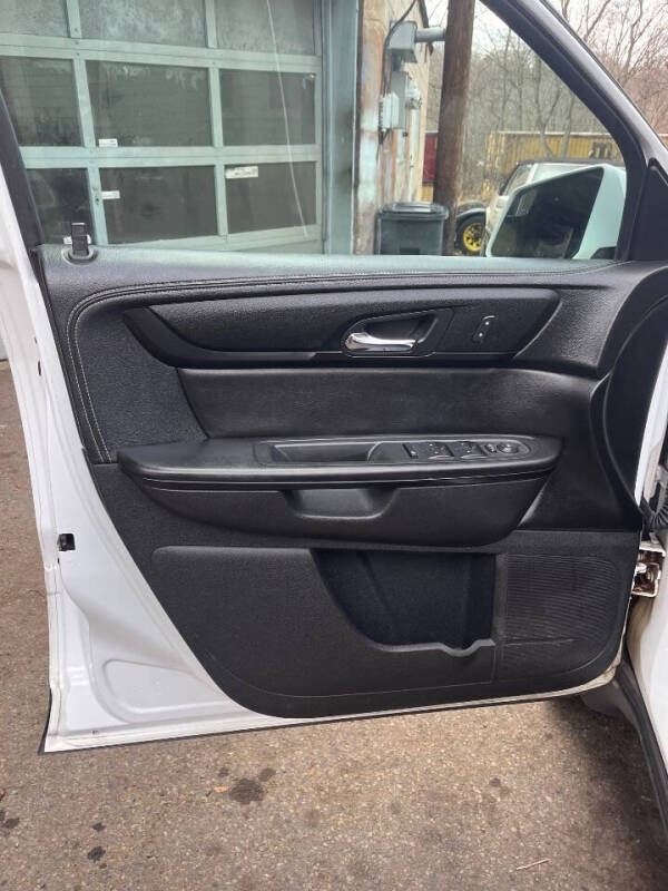 2016 Chevrolet Traverse LT