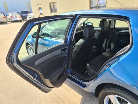 2017 Volkswagen Golf TSI S