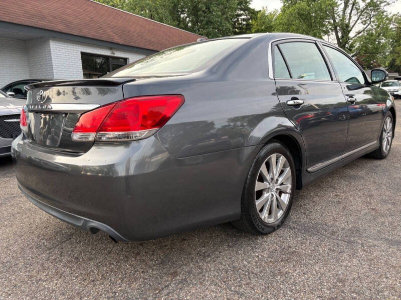 2011 Toyota Avalon Limited