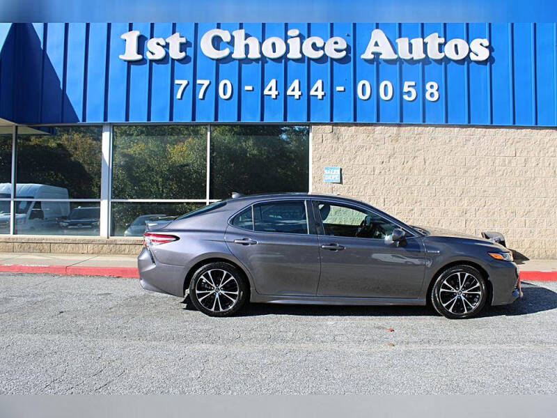 2020 Toyota Camry Hybrid SE